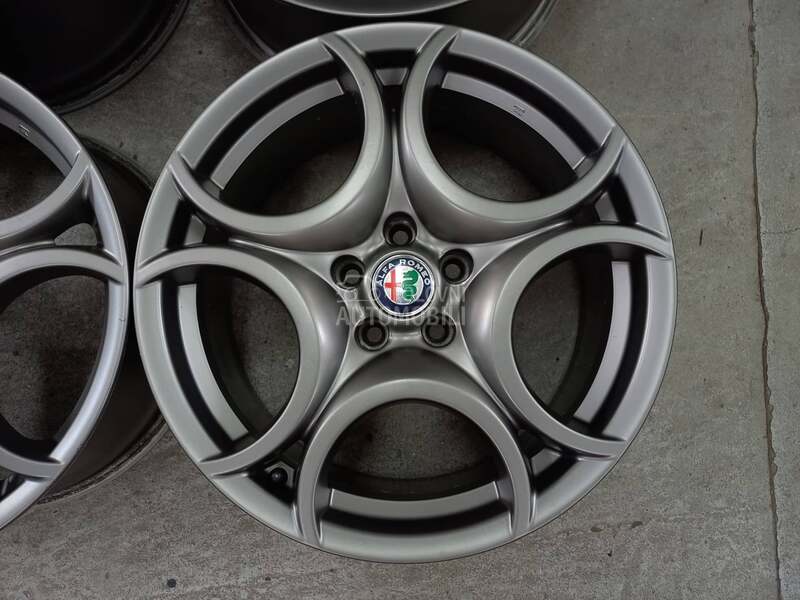 Aluminijumske felne Alfa Romeo Original 18" 5 x 110