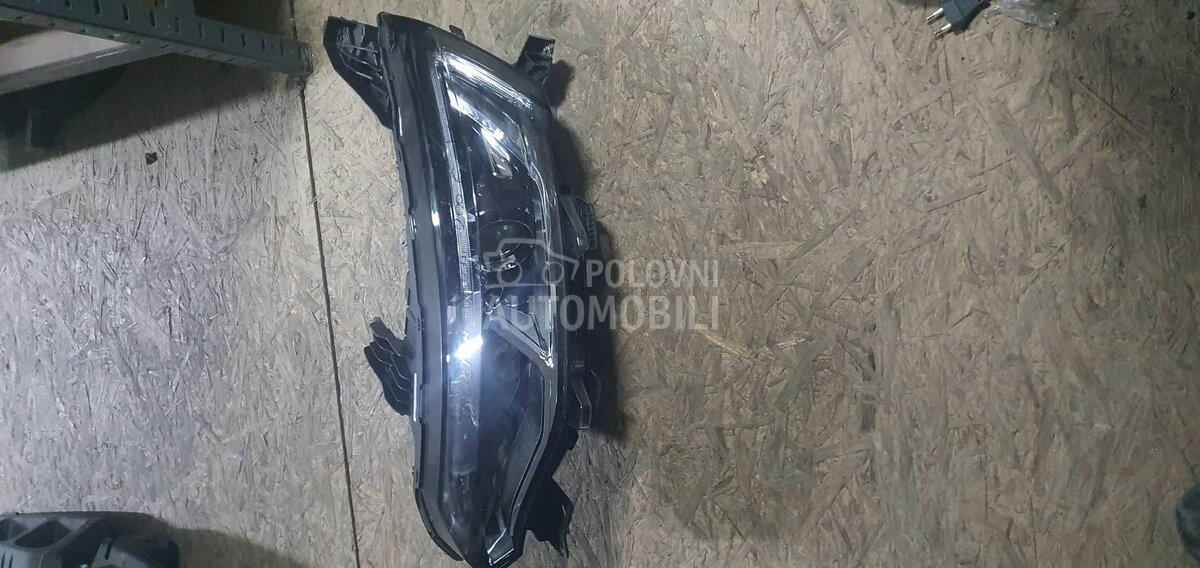 Far za Renault Talisman