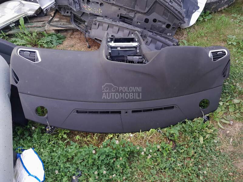 Instrument tabla za Citroen C4 od 2011. do 2015. god.