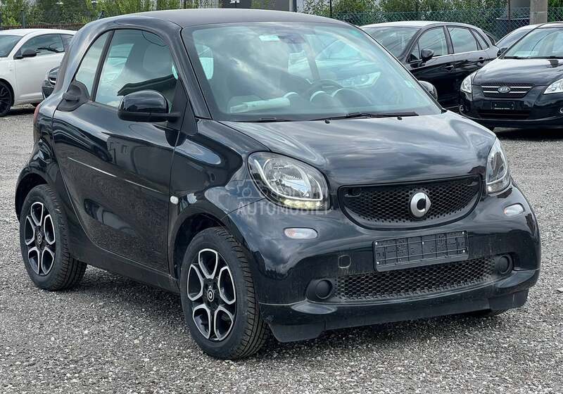 Smart ForTwo 453 2019. god. -  kompletan auto u delovima