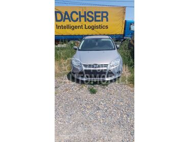 Ford Focus 1.0, 3.800 €, 2014. Limuzina, Benzin | 999 cm3, 177.655 km, 92kW (125 KS), Manuelni 6 brzina, 4/5 vrata, 5 sedišta, Šabac