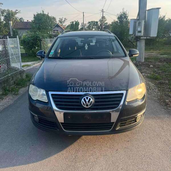 Volkswagen Passat B6 -  kompletan auto u delovima