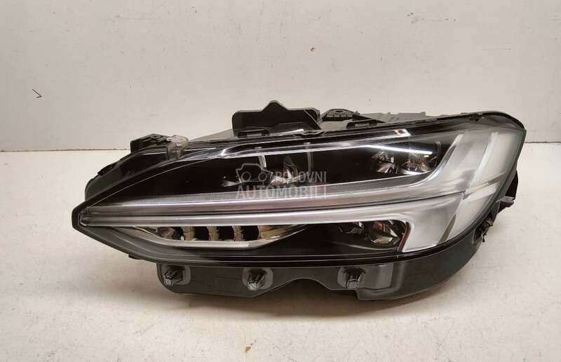 far levi ful led za Volvo S90, V90 od 2017. do 2024. god.