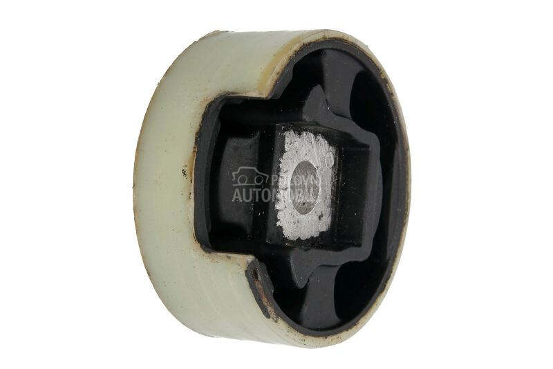 Nosac drzac motora za Volkswagen Golf od 2007. do 2009. god.