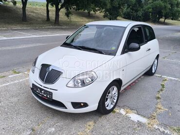 Lancia Ypsilon 1.2 TNG UNICA NOVO, 3.790 €, 2011. Hečbek, Benzin + Gas (TNG) | 1242 cm3, 143.000 km, 44kW (60 KS), Manuelni 5 brzina, 2/3 vrata, 4 sedišta, Beograd