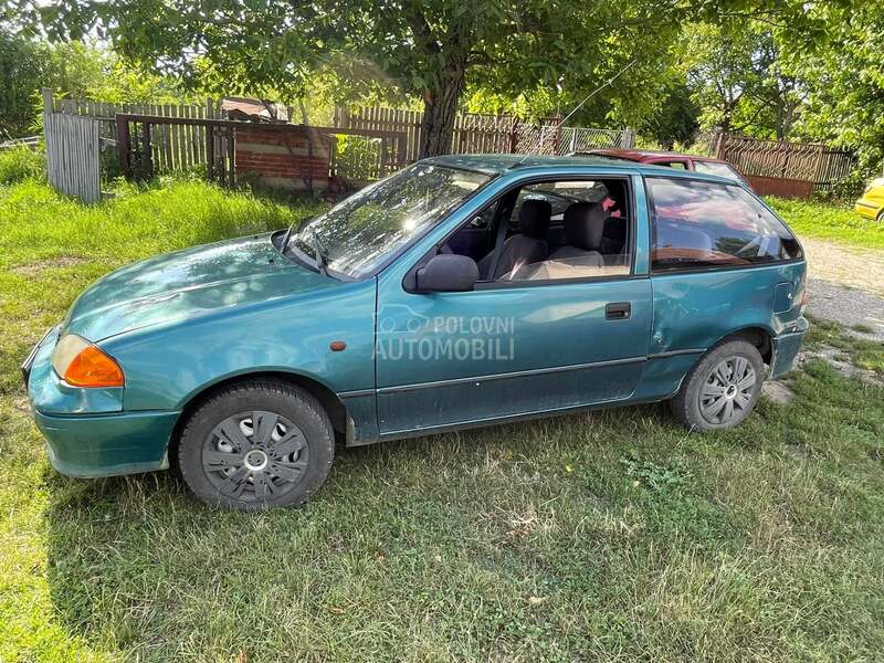 Suzuki Swift -  kompletan auto u delovima