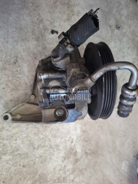 Servo pumpa za 2.0 M47 za BMW 114, 116, 118 ... od 2005. do 2012. god.
