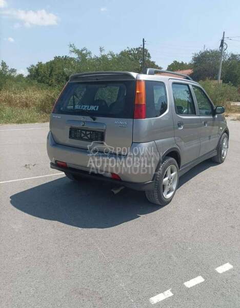 zadnji branik za Suzuki Ignis od 2004. do 2007. god.