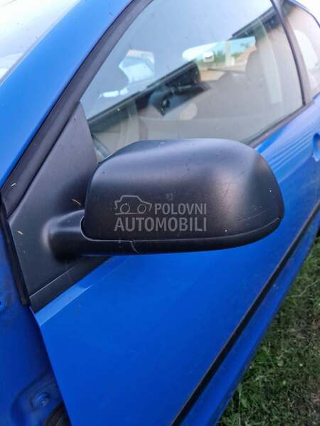 Retrovizori mehanički za Volkswagen Polo od 2001. do 2005. god.