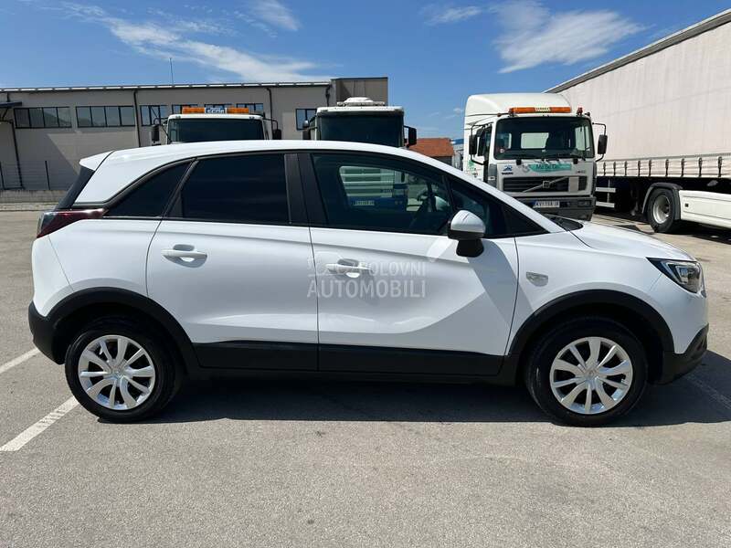 Opel Crossland X 2019 photo 3