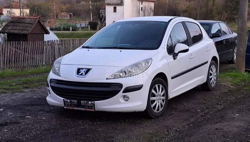 Branik za Peugeot 207