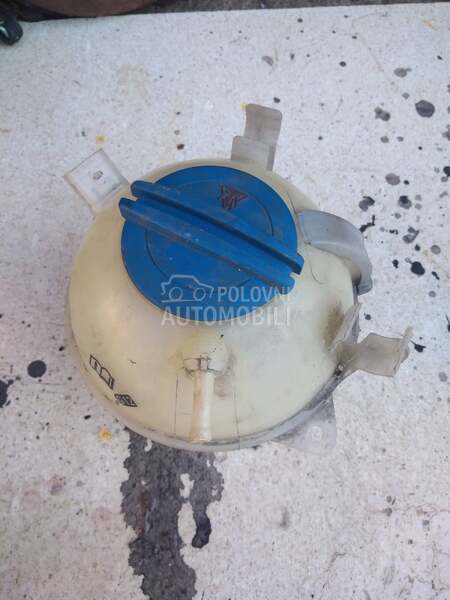 Posuda za vodu za Volkswagen Golf 5, Polo
