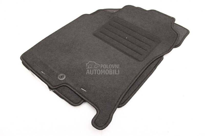 Petex tepih patosnice za Nissan X-Trail od 2001. do 2006. god.