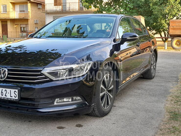Volkswagen Passat B8 1,6TDI, 12.999 €, 2017. Limuzina, Dizel | 1598 cm3, 215.000 km, 88kW (120 KS), Manuelni 6 brzina, 4/5 vrata, 5 sedišta, Kucura