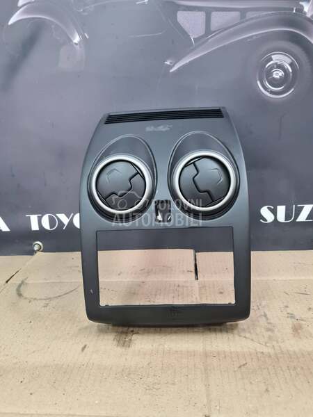 blenda radio cd za Nissan Qashqai, Qashqai + 2 od 2010. do 2013. god.