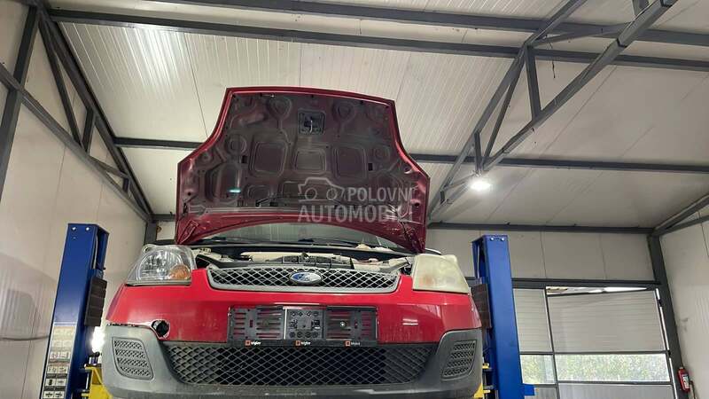 polovni delovi za Ford C-Max, Festiva, Fiesta ... od 2000. do 2020. god.