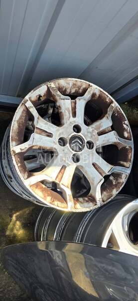 Felna, tocak za Citroen DS3
