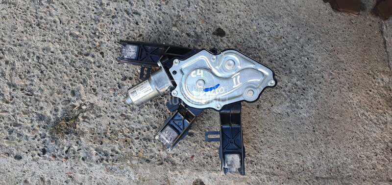 Motor zadnjeg brisaca za Citroen C4 Picasso od 2013. do 2022. god.