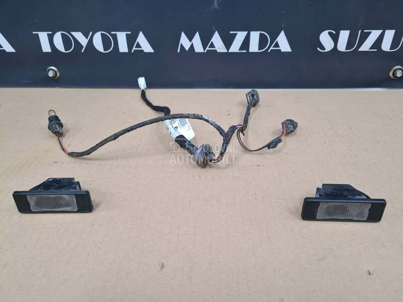svetla tablica i instalacija za Nissan Qashqai od 2014. do 2021. god.