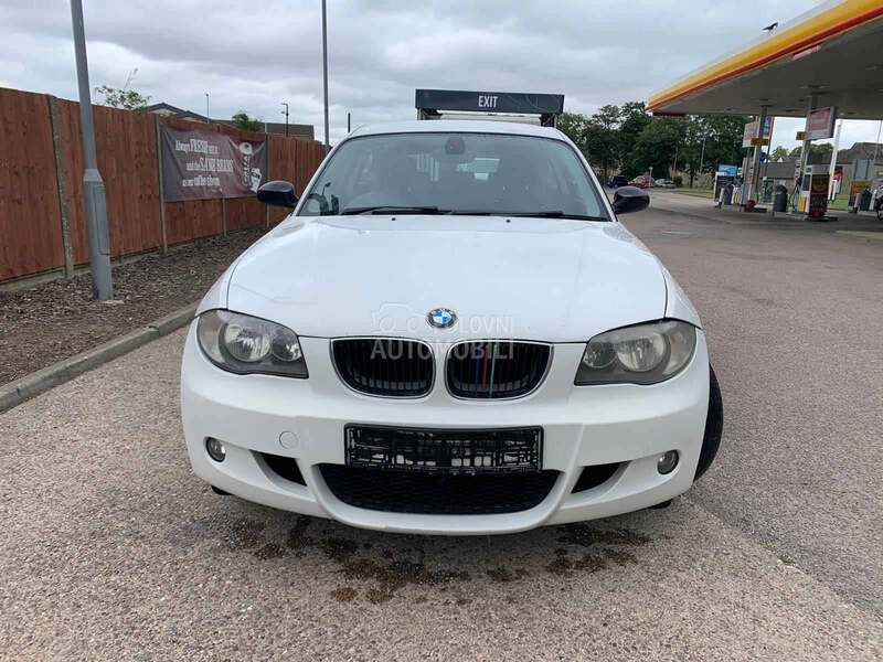 BMW 118 -  kompletan auto u delovima