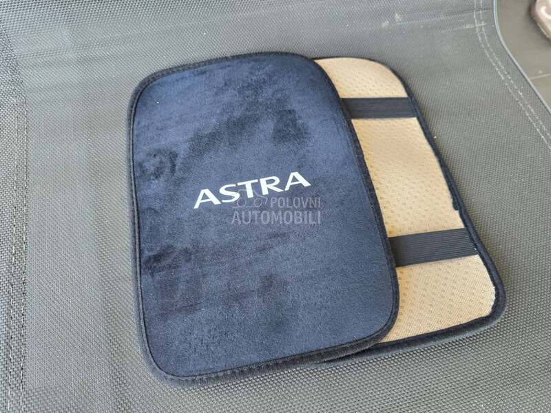 Plisana navlka naslona ruke za Opel Astra F, Astra G, Astra H ...