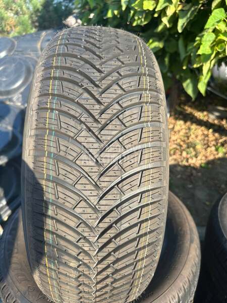 BFGoodrich 215/55 R16 Sve sezone