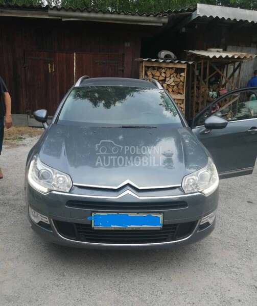 Prednji branik za Citroen C5