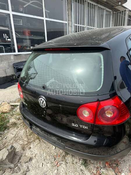 Stop svetla za Volkswagen Golf 5 od 2004. do 2009. god.