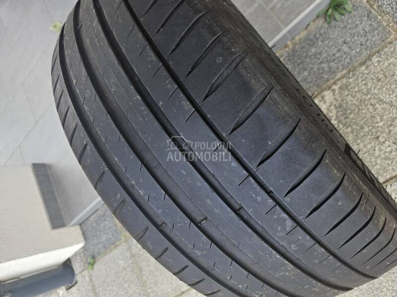 Michelin 245/45 R19 Letnja