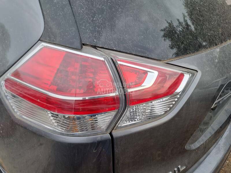 Štop lampe za Nissan X-Trail od 2013. do 2017. god.