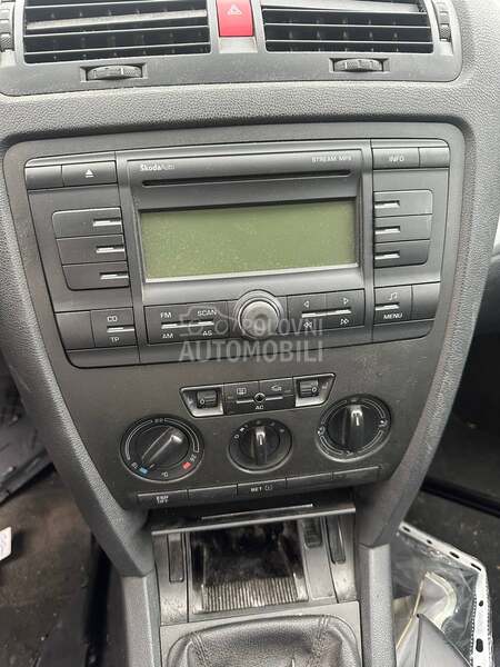 Radio cd za Škoda Octavia