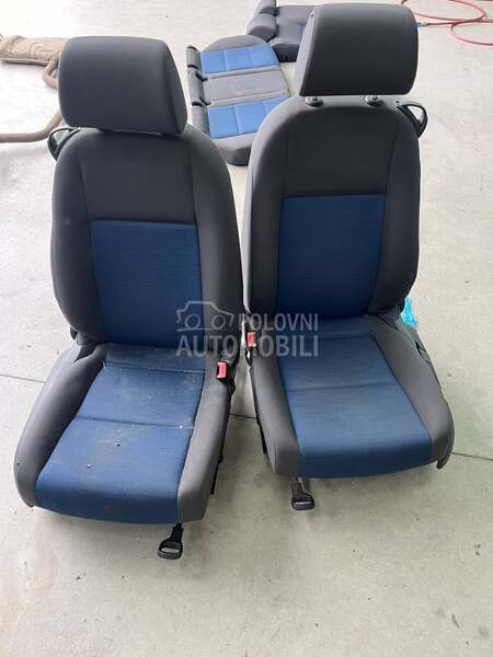 Sedista 3 vrata za Volkswagen Golf 5