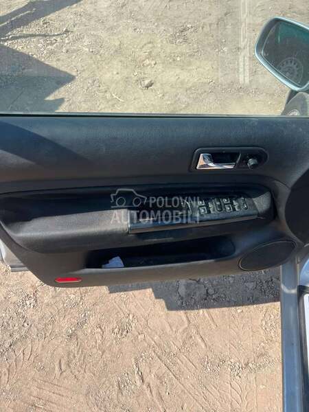 Tapaciri vrata za Volkswagen Golf 4