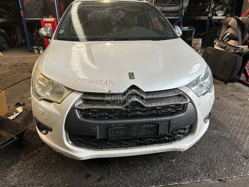 Prednji branik za Citroen DS4 od 2011. do 2015. god.