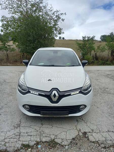 POLOVNI DELOVI za Renault Clio