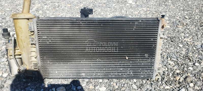 hladnjak vode punto 2 1.2 16v za Fiat Punto