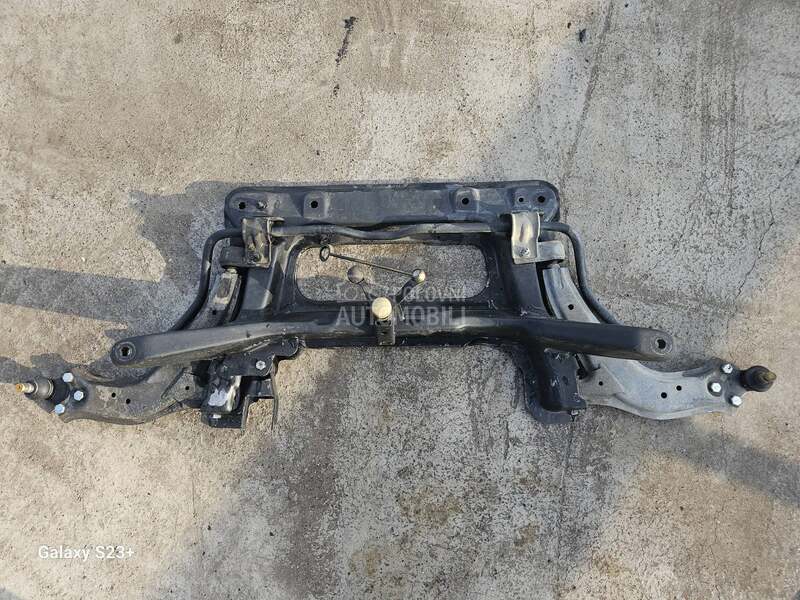 PREDNJI MOST za Peugeot 306