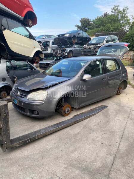 Levo krilo za Volkswagen Golf 5 od 2003. do 2008. god.