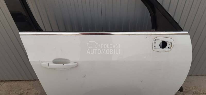 Nikl lajsna vrata za Opel Zafira od 2013. do 2016. god.