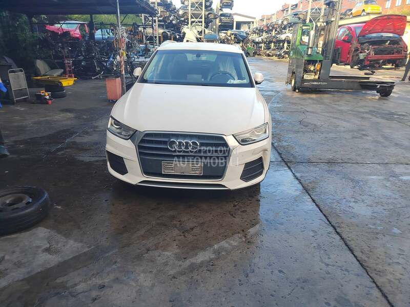 Audi Q3 2016. god. -  kompletan auto u delovima