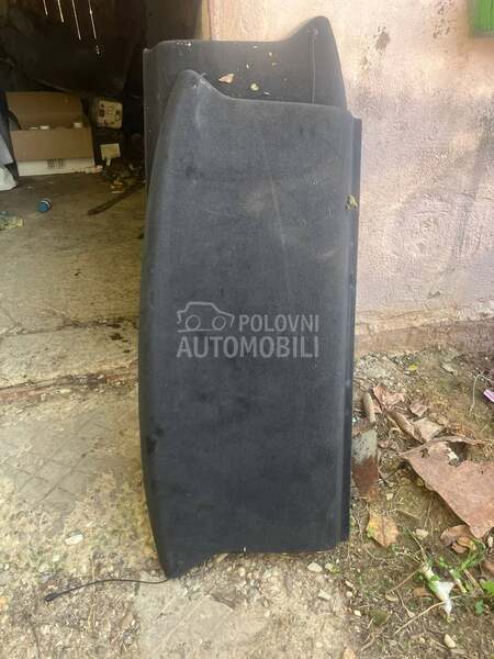 polica gepeka za Seat Ibiza od 2001. do 2008. god.