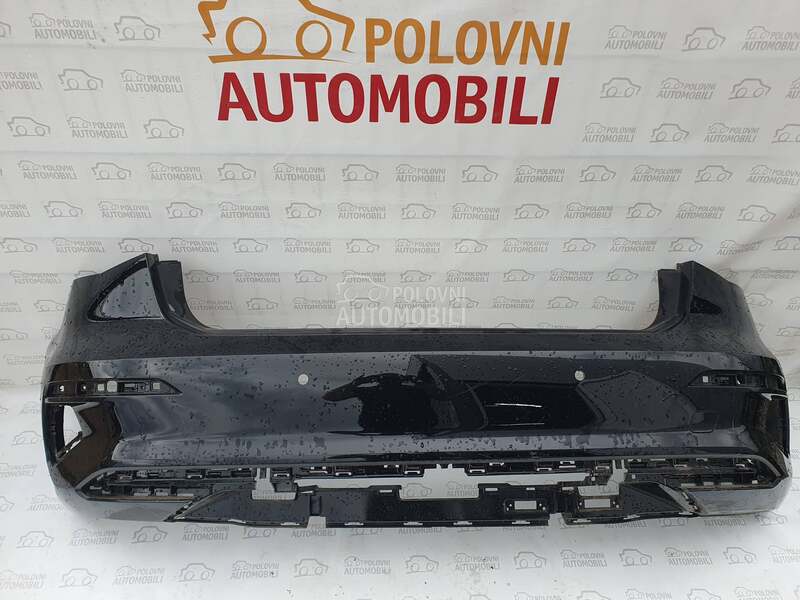 Branik za Audi A3 od 2020. do 2022. god.