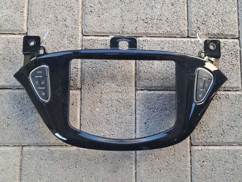 Maska oko radia za Opel Corsa E od 2014. do 2020. god.