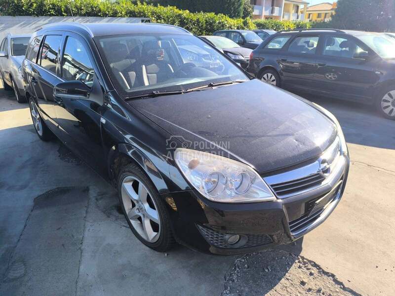 Prednja desna vrata za Opel Astra H od 2004. do 2007. god.