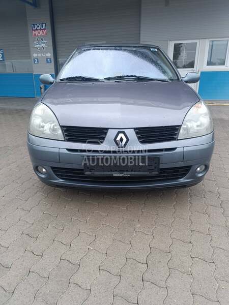 Renault Clio 2005. god. -  kompletan auto u delovima