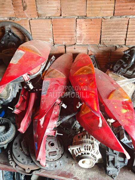 lampe puno 2 za Fiat Punto od 2000. do 2004. god.
