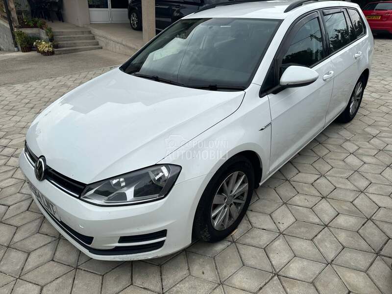 Delovi za Volkswagen Golf 7 bela 2014. god.
