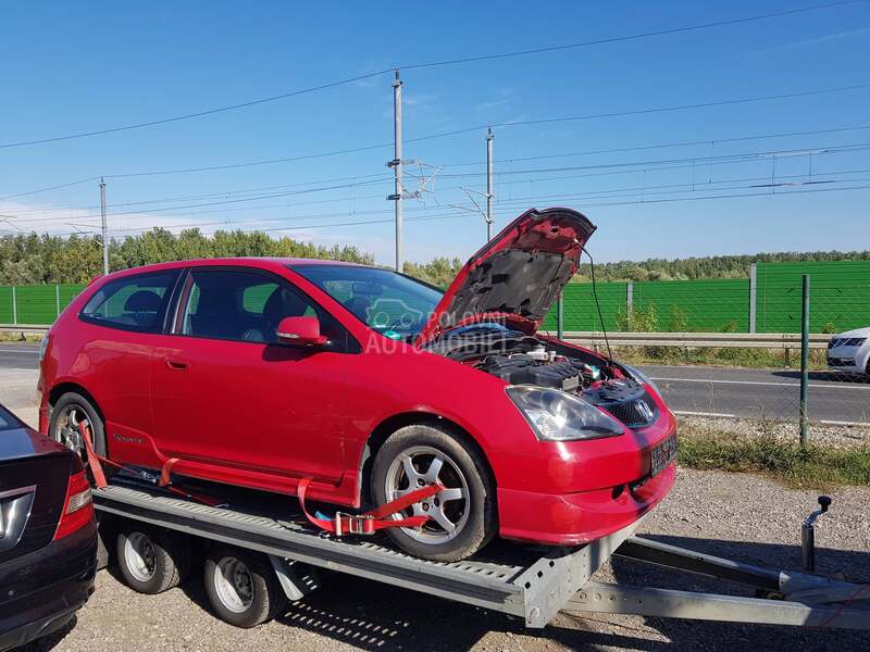 Honda Civic sport 2005. god. -  kompletan auto u delovima