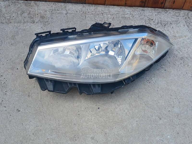 Far za Renault Megane