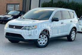 POKLOPAC VEZNOG LIMA PLASTICNI za Mitsubishi Outlander od 2007. do 2011. god.